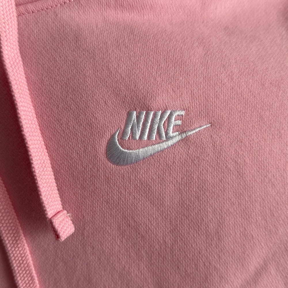 Nike Soft Pink Hoodie with Logo Size Medium NWOT - Picture 2 of 5